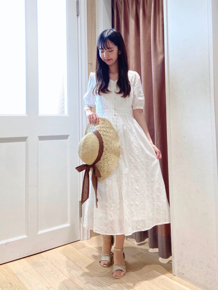 今年の夏はこれで決まり 大人気ワンピース特集 Diary マジェスティックレゴン 公式webマガジン Maje A La Mode By Majesticelegon