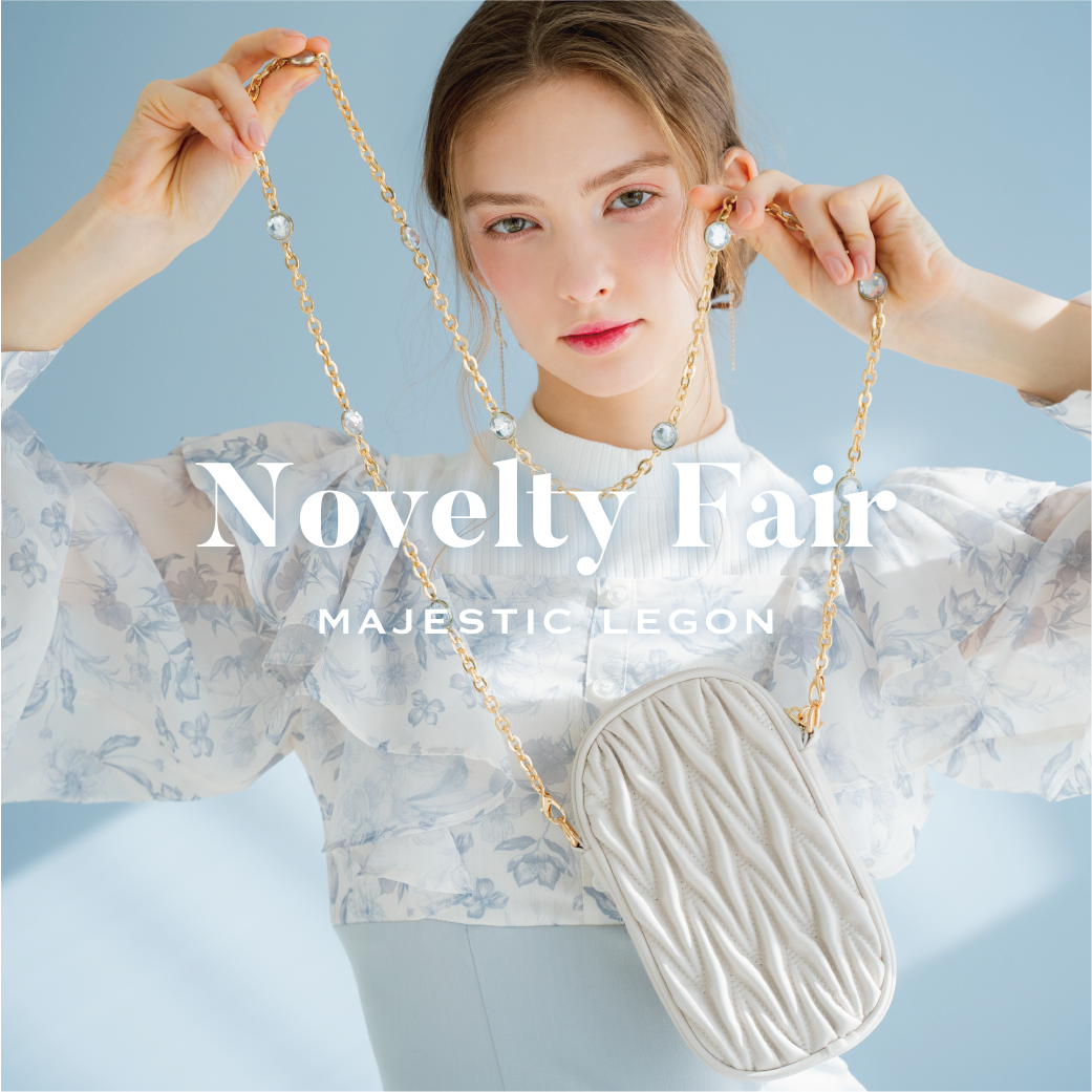 Novelty Fair “クラシカルショルダーバッグ” 3.7.thu.START！